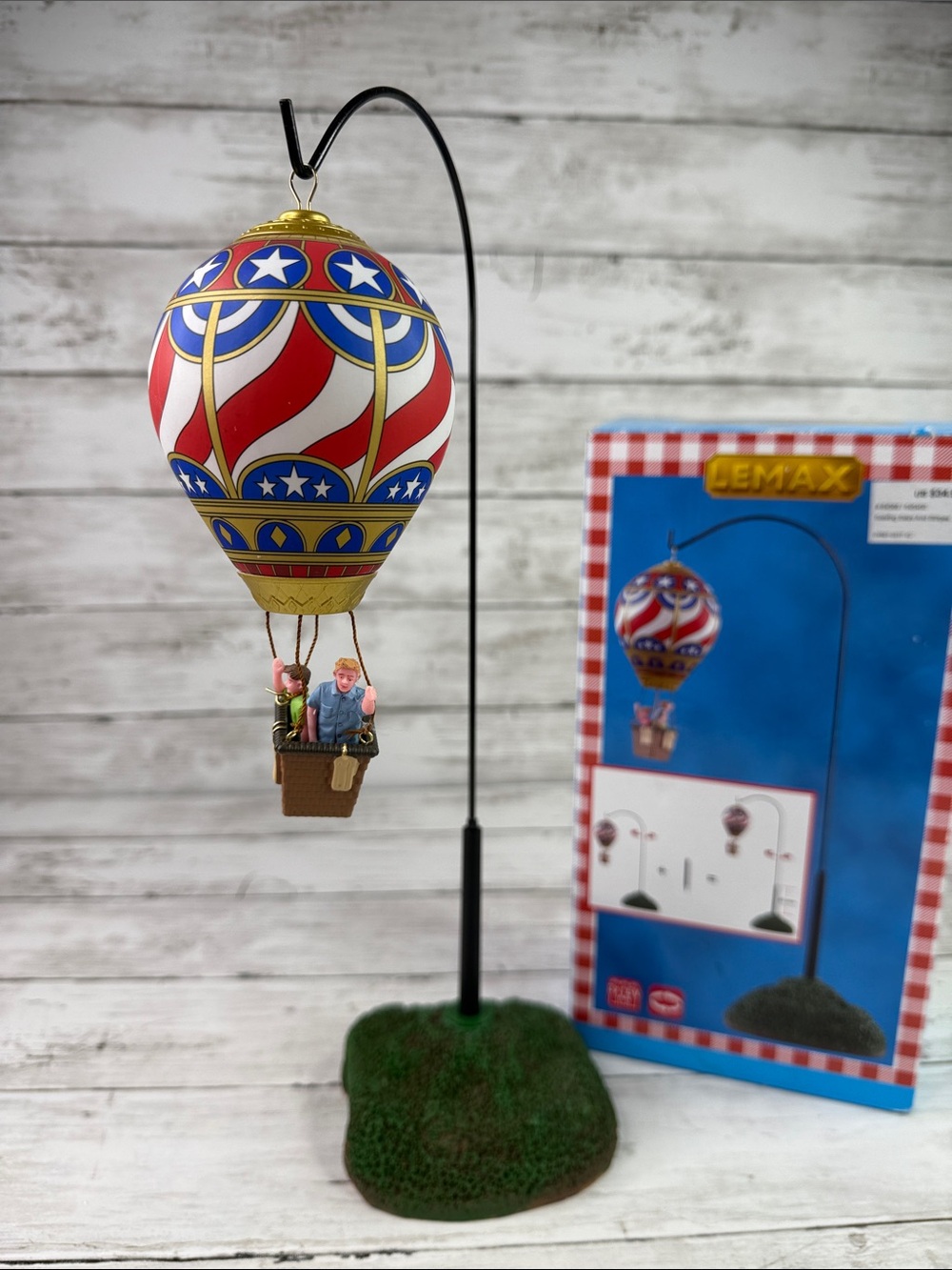 LEMAX Soaring Stars & Stripes Table Accent Building Centerpiece Retired